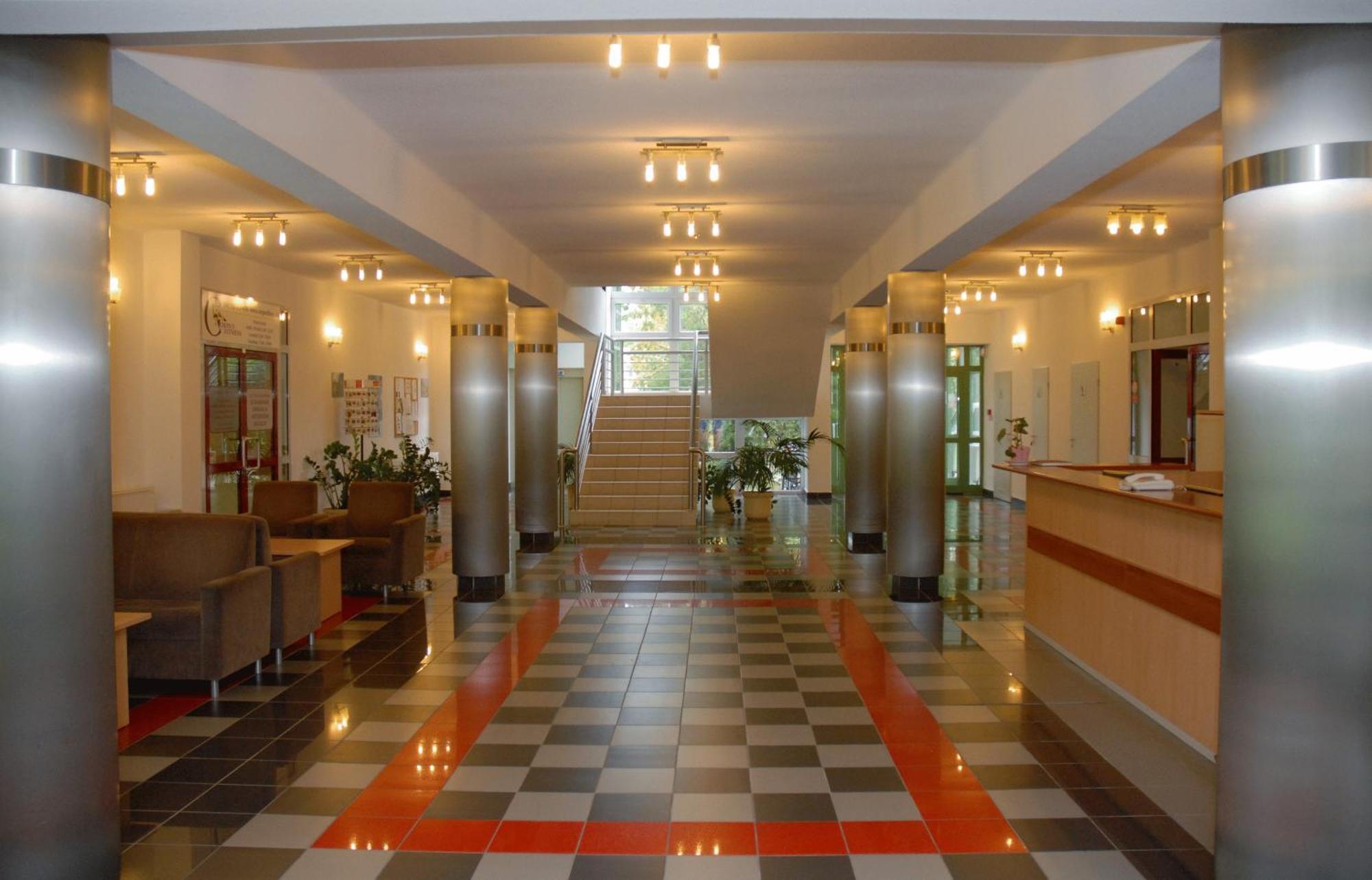Sport Hotel Debrecen Esterno foto