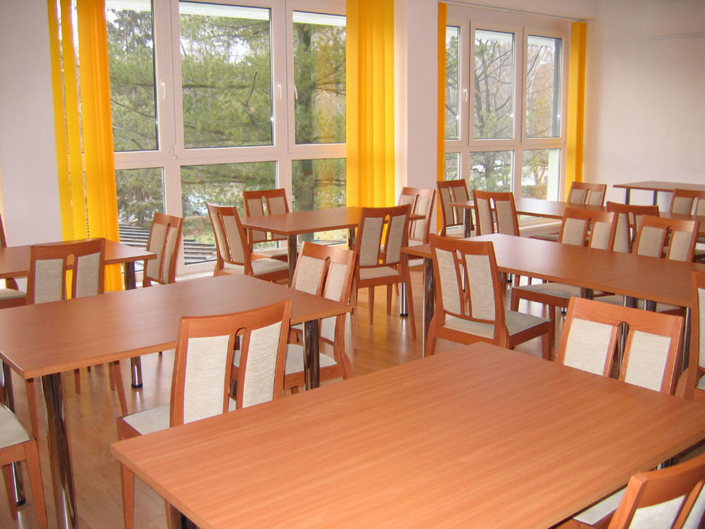 Sport Hotel Debrecen Esterno foto
